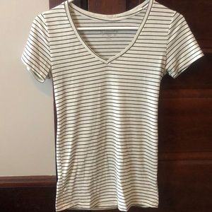 Black and white striped v-neck t-shirt